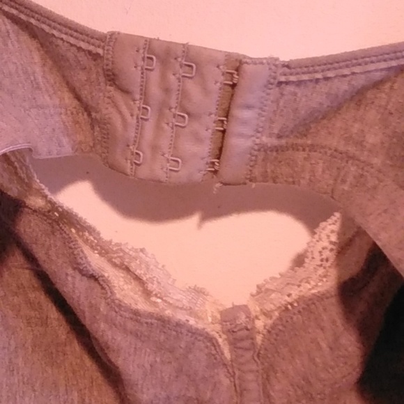 Gray nursing bra 38C - Picture 5 of 5